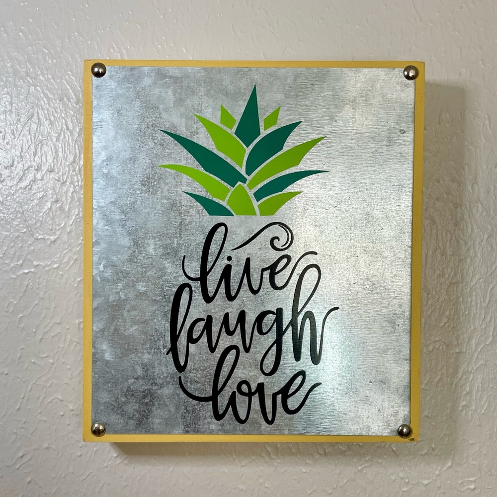 LIVE LAUGH LOVE Pineapple 🍍 wall decoration